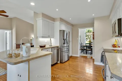 7 Hillview Dr, Kawartha Lakes, ON K0M 1A0
