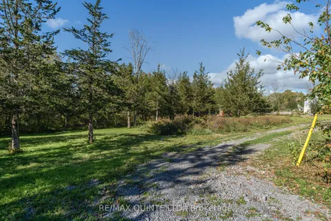 6285 OLD HIGHWAY 2, Tyendinaga, ON K0K 3A0