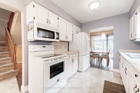 20 Elmvale Crt, Haldimand, ON N0A 1S0