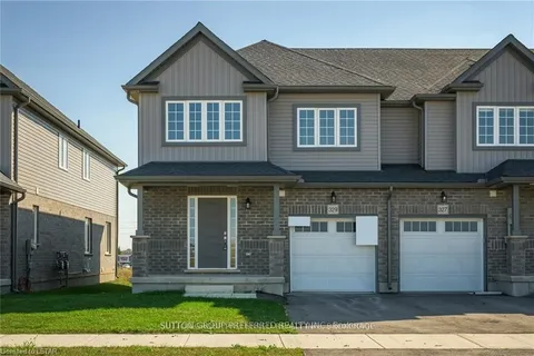 329 KENNINGTON Way, London, ON N6L 0H4