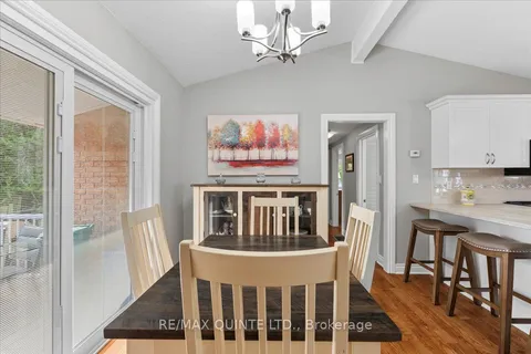 9 Simeon St, Prince Edward County, ON K0K 2T0