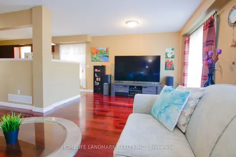 136 Hay Cres, Cambridge, ON N1P 1H7