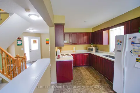 136 Hay Cres, Cambridge, ON N1P 1H7