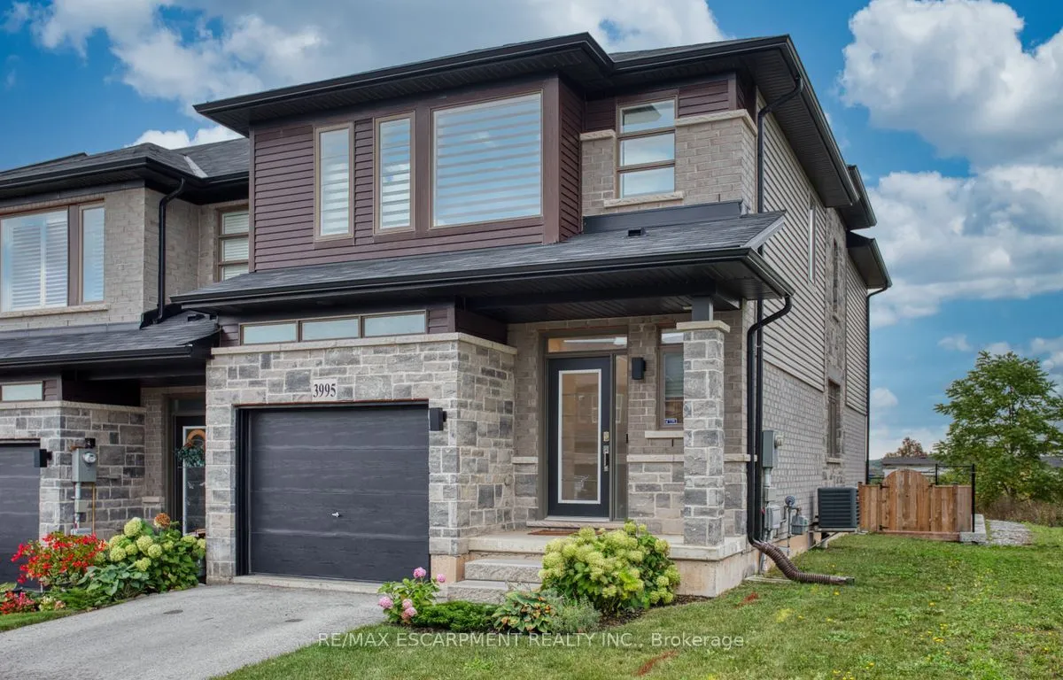 3995 Crown St, Lincoln, ON L3J 0S6