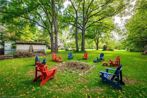 44 Sims Lock Rd, Haldimand, ON N3W 1V8