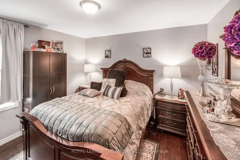 209 HIGHBURY Ave, London, ON N5Z 2W6