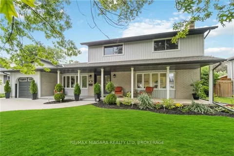 7159 MCCOLL Dr, Niagara Falls, ON L2J 1G7