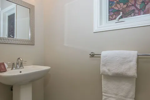 3356 Paulpeel Ave, London, ON N6L 0A4