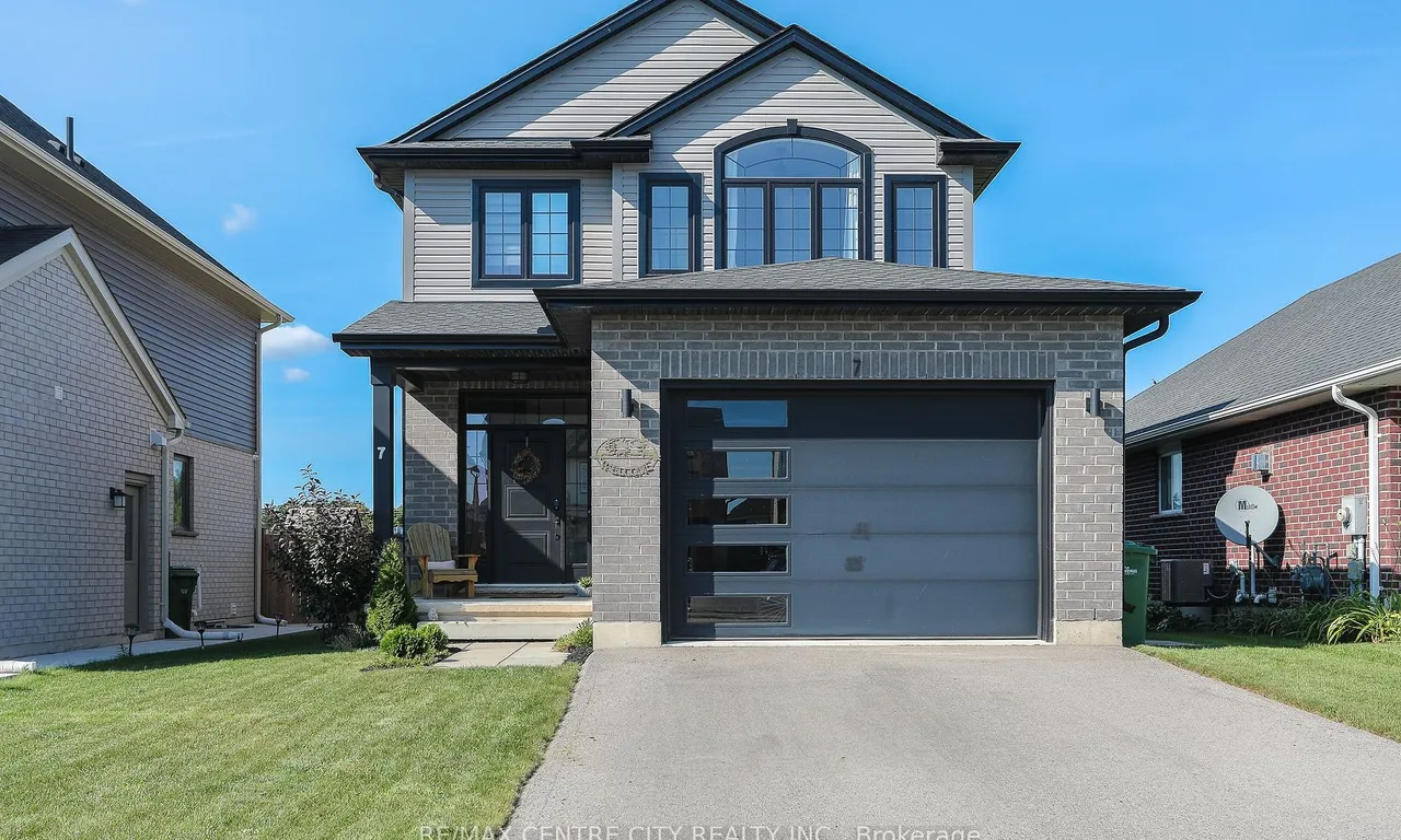 7 Oxford Terr, St. Thomas, ON N5R 0J9