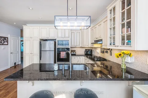 668 Cedar St, Shelburne, ON L9V 2W5
