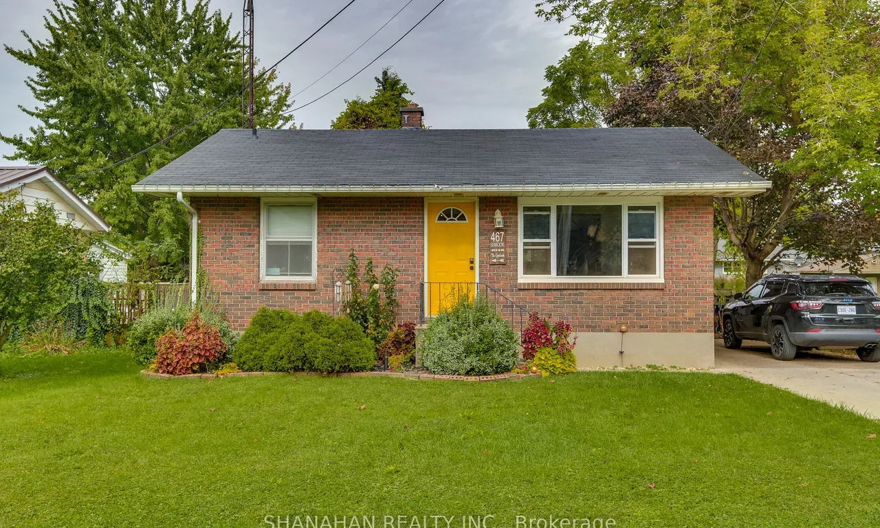 467 Simcoe St, Warwick, ON N0M 2S0