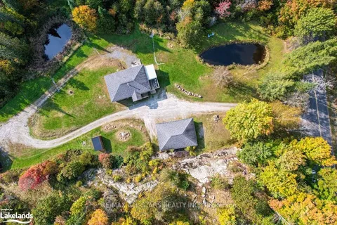 410 Etwell Rd, Huntsville, ON P1H 2J2