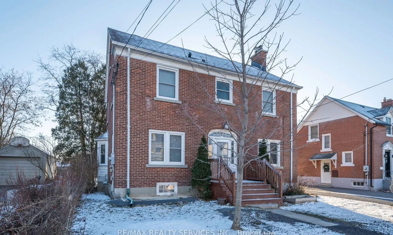 445 York St, Cornwall, ON K6J 3Z6