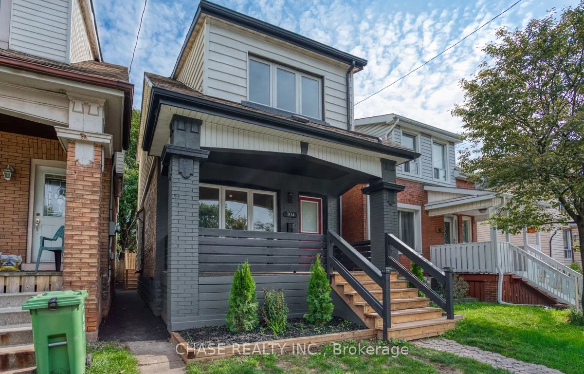 104 Edgemont St, Hamilton, ON L8H 4C8