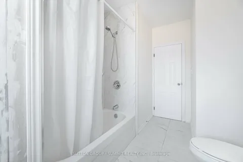 73 Hope Ave, Hamilton, ON L8H 2E5