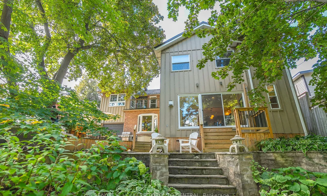 365 2nd Ave, Owen Sound, ON N4K 2E8