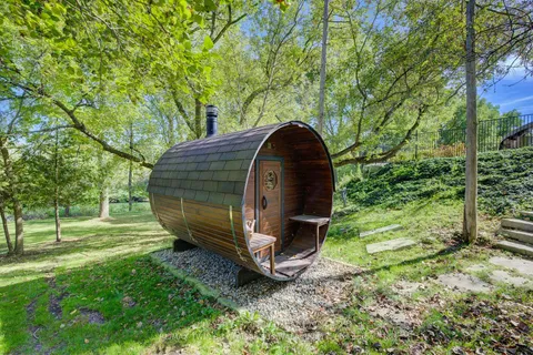 1031 West River Rd, Cambridge, ON N1R 5S5