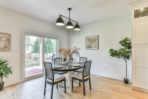 153 Collins Way, Strathroy-Caradoc, ON N7G 0G2