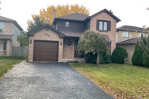 969 Apache Rd, London, ON N5V 2V7