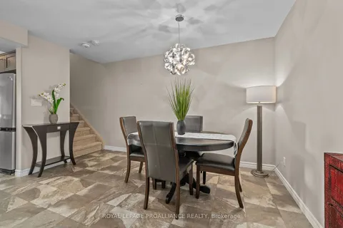 41 Ridgeway Pl, Belleville, ON K8P 0E7