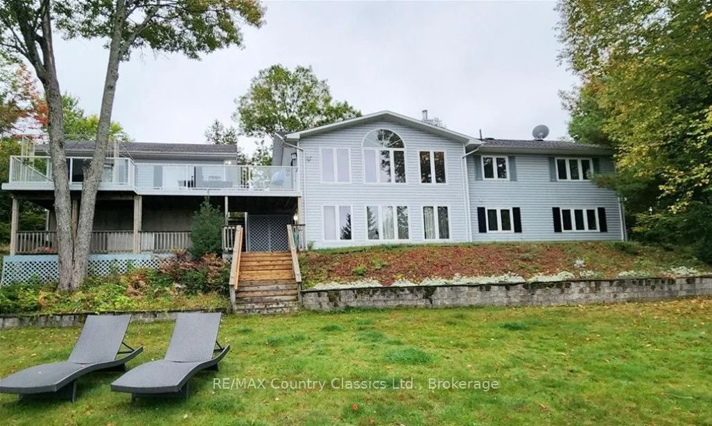 112 Bay Shore Dr, Faraday, ON K0L 1C0