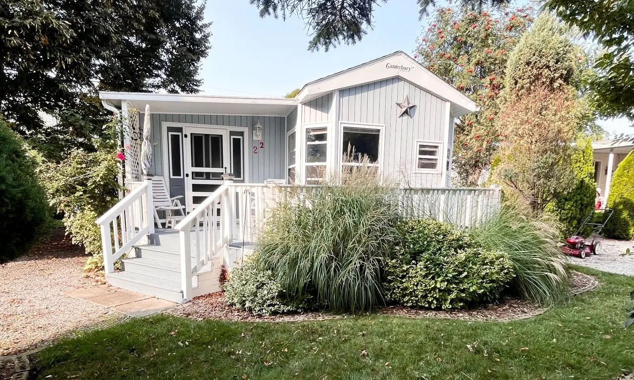 77307 Bluewater Highway, Bluewater, ON N0M 1G0
