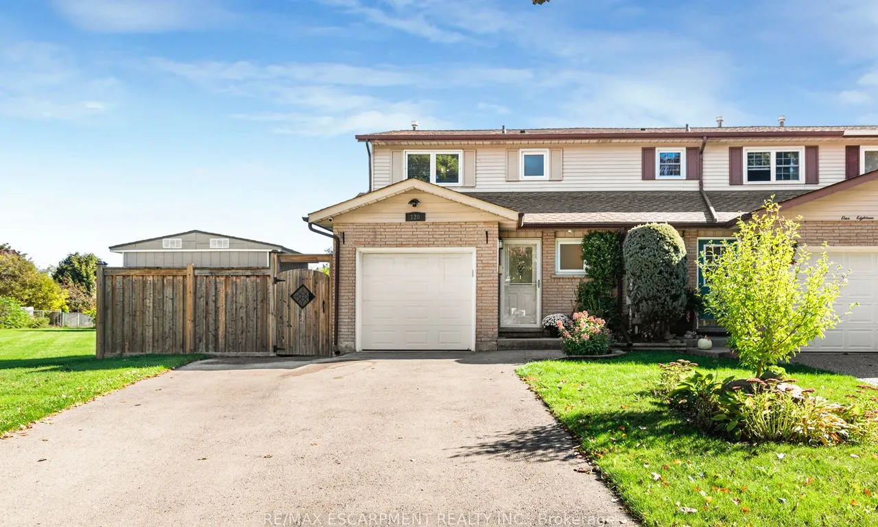 120 Aylmer Cres, Hamilton, ON L8J 1K3