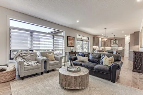 2571 Lucas Ave, Strathroy-Caradoc, ON N0L 1W0