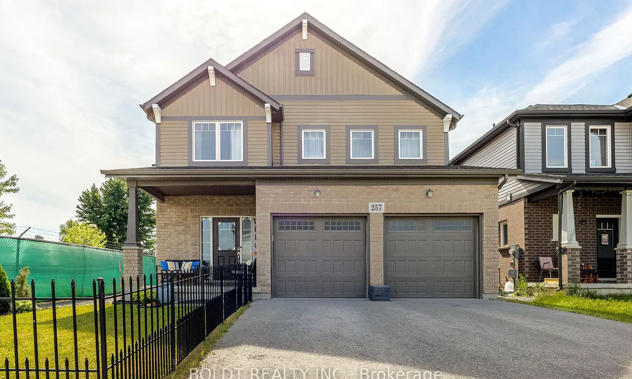 257 South Pelham Rd, Welland, ON L3C 0E6