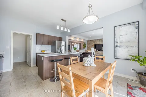 257 South Pelham Rd, Welland, ON L3C 0E6