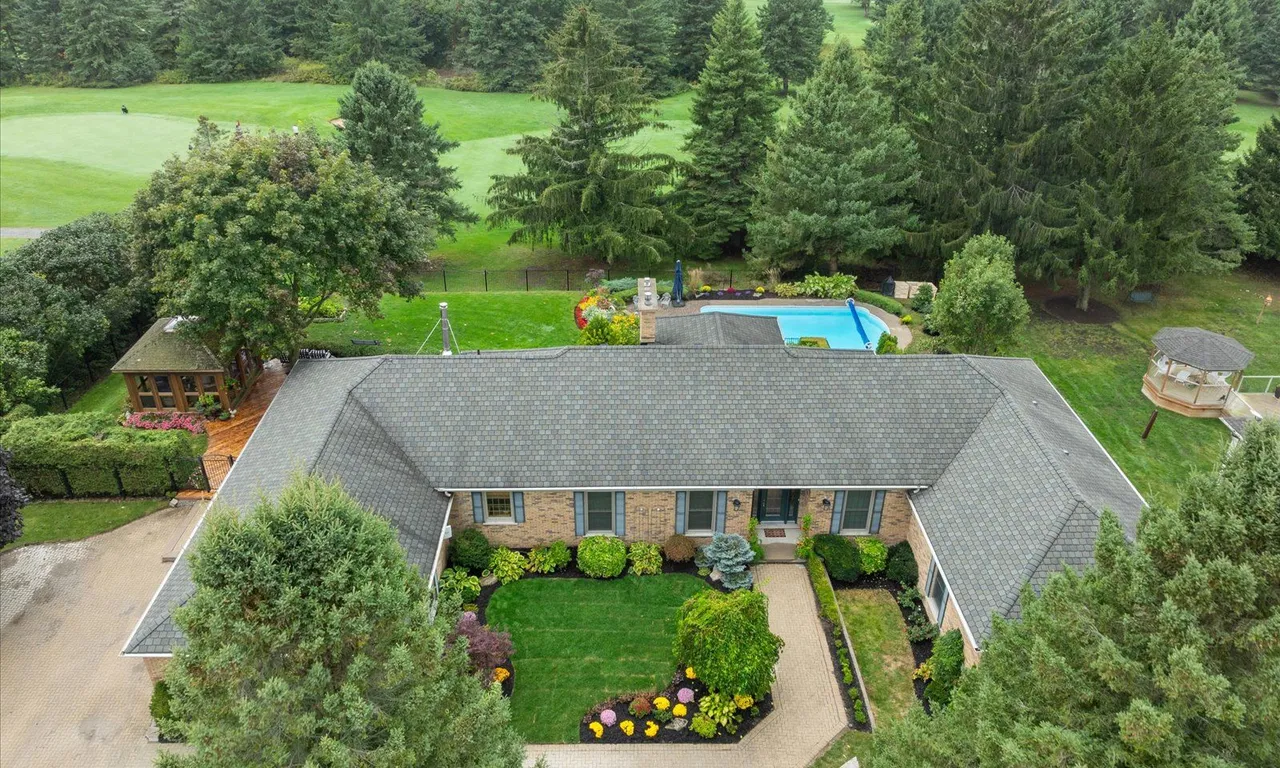 2636 Theatre Rd, Cobourg, ON K9A 0R4
