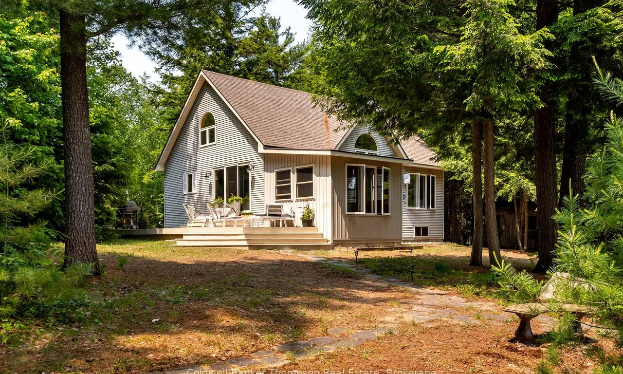 115 Cottage Lane, Huntsville, ON P1H 2J4