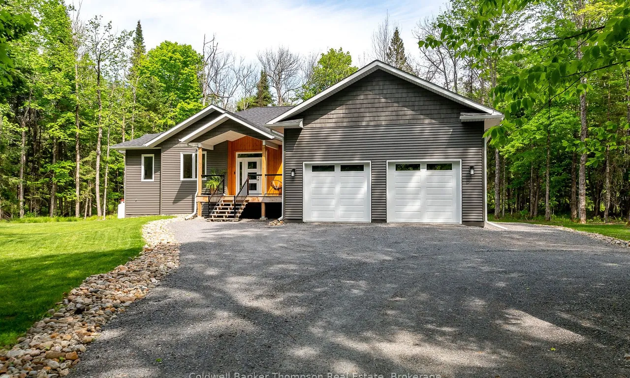 230 Golf Course Rd, Huntsville, ON P1H 1N7