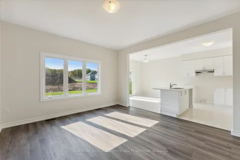 430 Beechwood Forest Lane, Gravenhurst, ON P1P 0H8