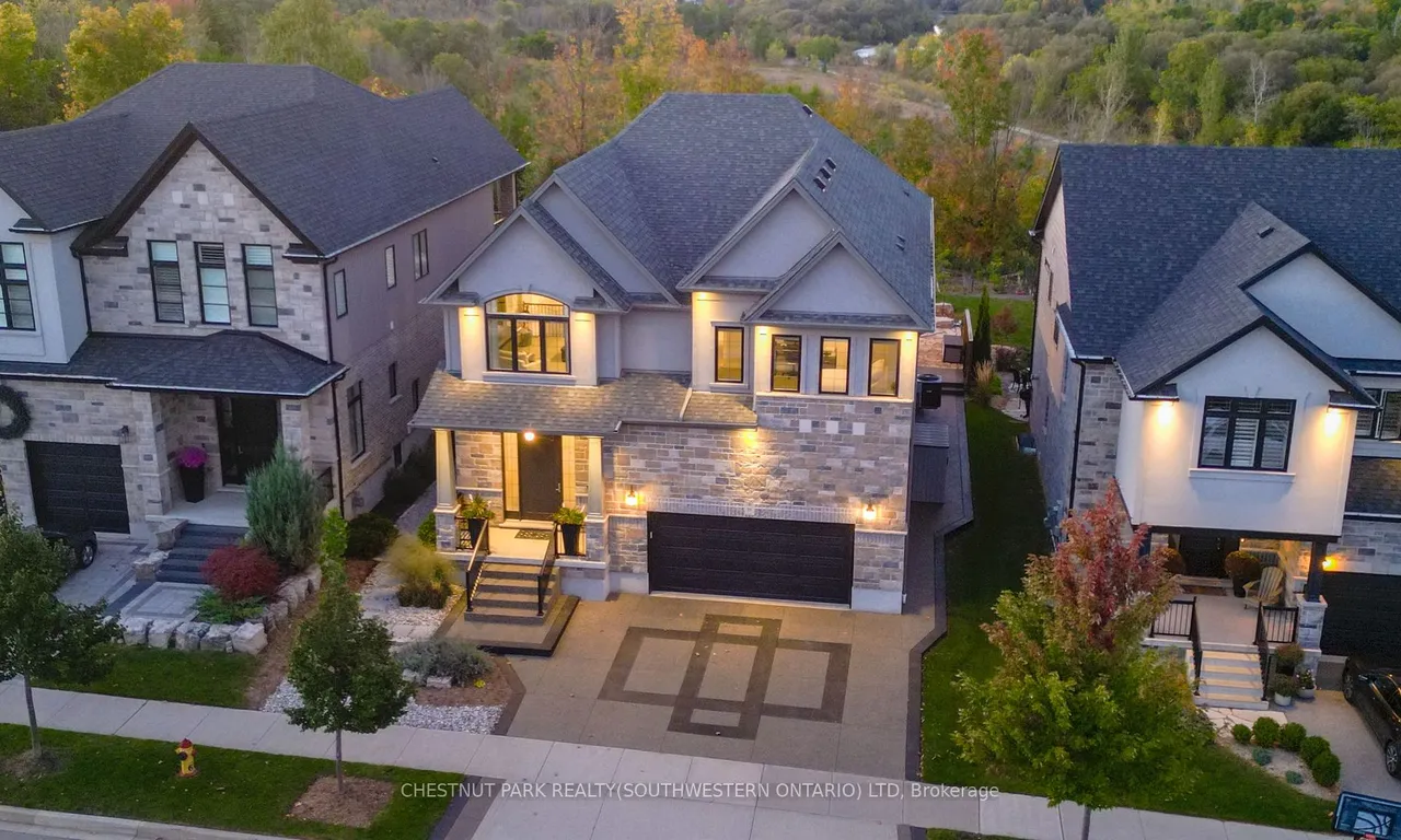 98 Deer Creek St, Kitchener, ON N2A 0J5