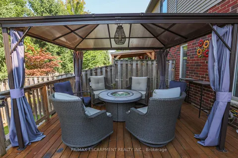 310 Fall Fair Way, Hamilton, ON L0R 1C0