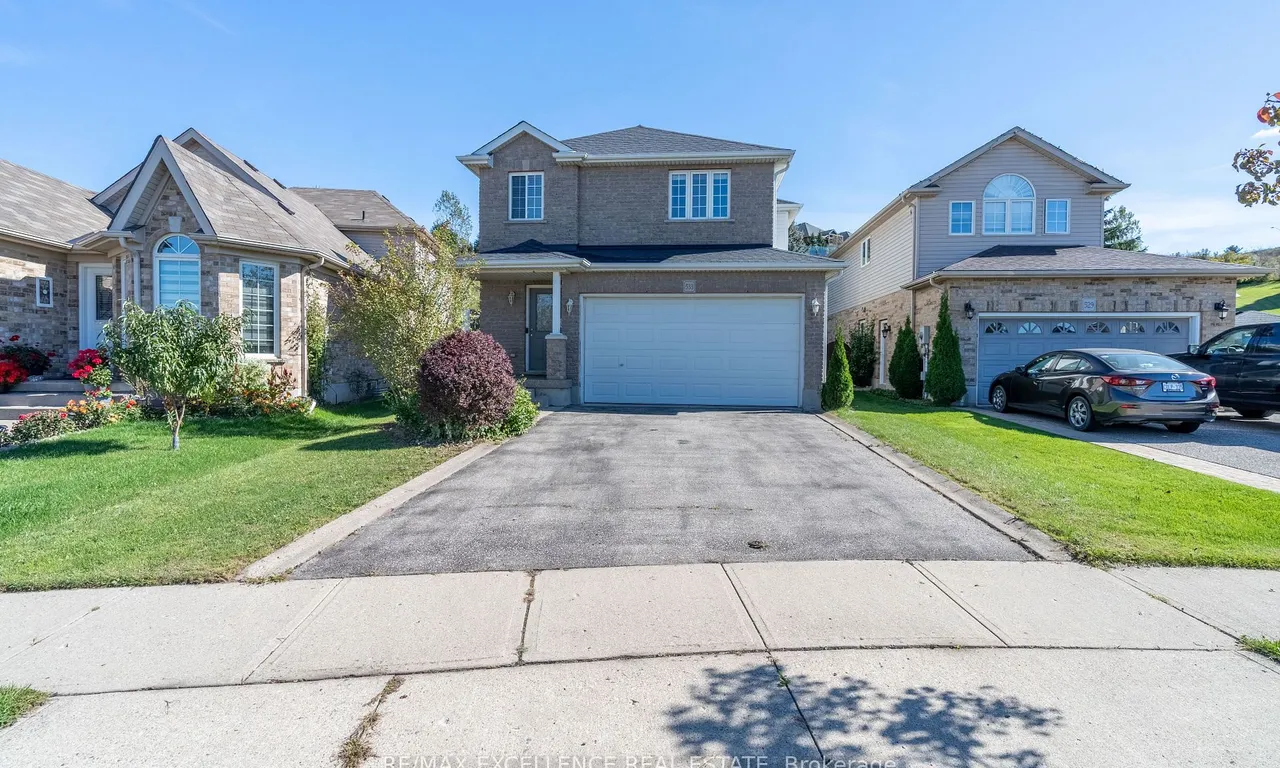 533 Langlaw Dr, Cambridge, ON N1P 1H8