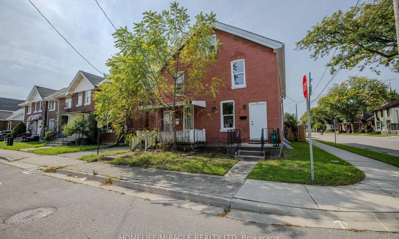 139 Superior St, Brantford, ON N3S 2L3