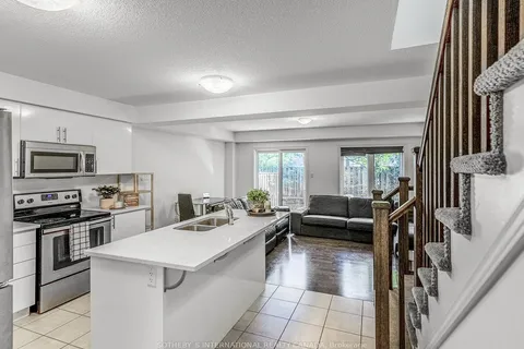 10 Vaughan St, Guelph, ON N1L 1C9