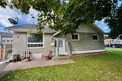 3 Caroline St, Kawartha Lakes, ON K9V 1T2