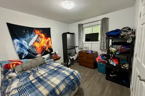 3 Caroline St, Kawartha Lakes, ON K9V 1T2