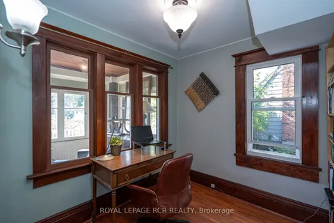 22 Mill St, East Luther Grand Valley, ON L9W 5V8