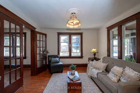 22 Mill St, East Luther Grand Valley, ON L9W 5V8