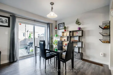 179 West Oak Tr, Kitchener, ON N2R 0J3