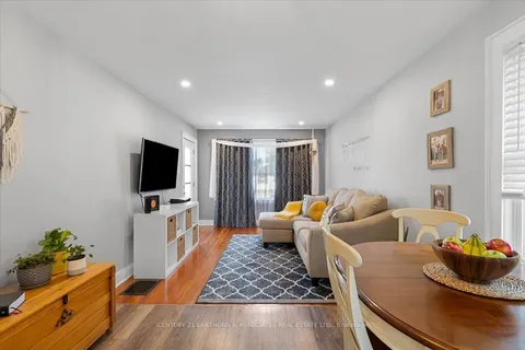 107 Byron St, Quinte West, ON K8V 2Y3