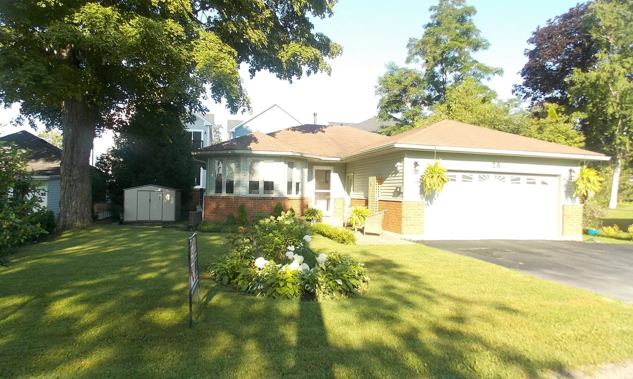 26 Macdonald St, Prince Edward County, ON K0K 3L0