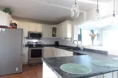 26 Macdonald St, Prince Edward County, ON K0K 3L0