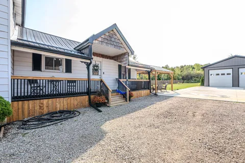 145 Victoria Ave, South Huron, ON N0M 1M0