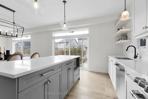 1533 Drew St, London, ON N5V 0C2