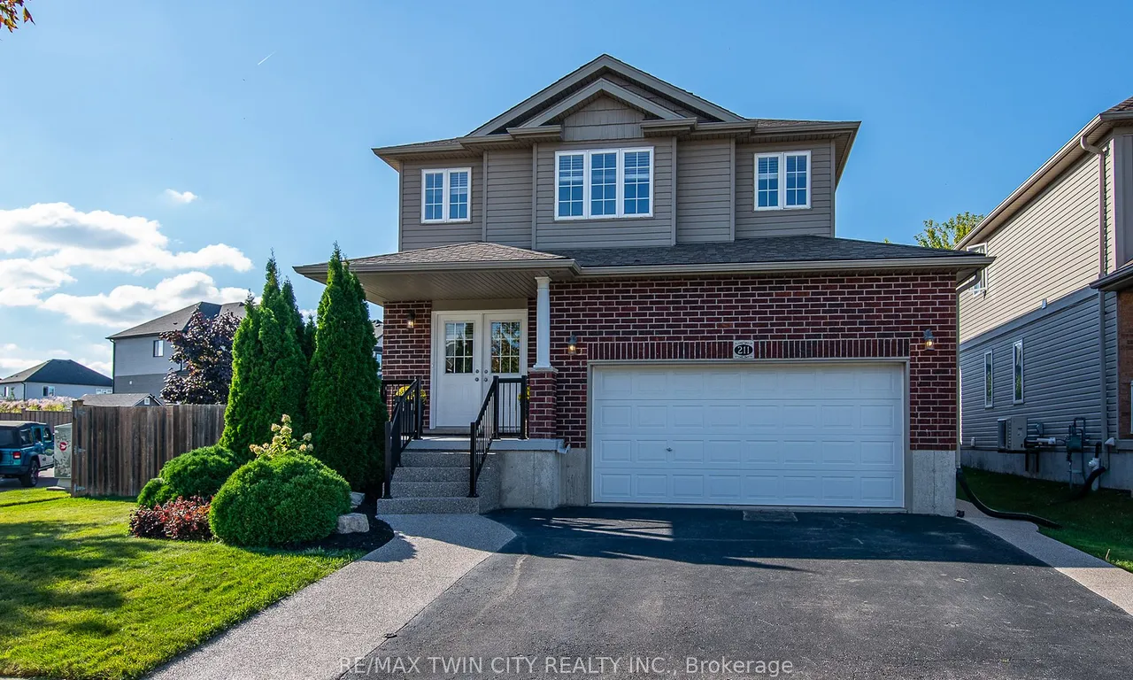 211 Theodore Schuler Blvd, Wilmot, ON N3A 4N8